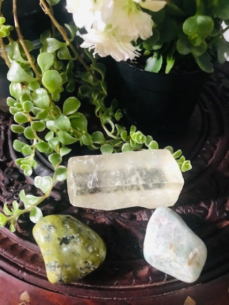 0019-Kit Proteção, Espiritualidade e Energia-Calcita Amarela, Amazonita, Serpentina Verde