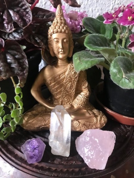 0033-Altar de Buda-Quartzo Transparente Lemuriano com Janela, Pedra Bruta Quartzo Rosa, Ponta Bruta Ametista- Transmutação , Amor e Abertura de Portal Estelar - Image 2