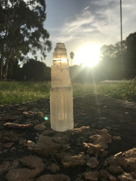 0066-Torre de Selenita-Proteção, Limpeza,Equilíbrio e Conexão Guias de Luz