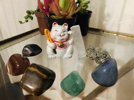 083-Kit Maneki Neko e 07 Cristais Harmonizadores -Boa Sorte,Proteção, Prosperidade, Vitalidade, Sucesso e Cooperação - Image 2