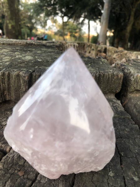 089-Ponta Bruta de Quartzo Rosa- Pedra do Amor, Cura, Auto Estima, Perdão , Clarividência e Família-ESGOTADOado