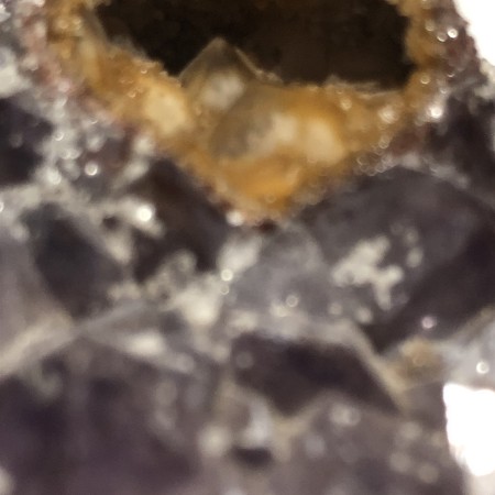 102-Super Drusa de Ametista, Calcita com Círculo e Caverna de Mini Pirâmides de Citrino-Poder Sexual, Empoderamento, Foco, Transmutação, Equílibrio, Prosperidade, Alegria pela Vida e Proteção - Image 3