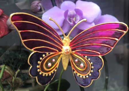 154-Borboleta feita a mão com Técnica de Vitral com Ventosa -Transmutação, Superação, Amadurecimento, Renascimento e Alegria  