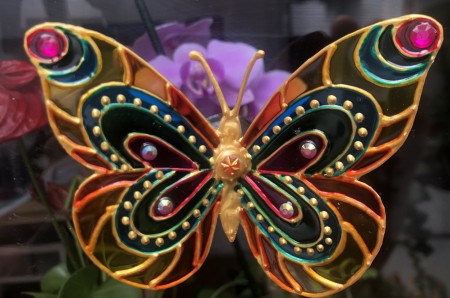 155-Borboleta feita a mão com Técnica de Vitral com Ventosa -Transmutação, Superação, Amadurecimento, Renascimento e Alegria  