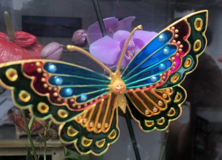 159-Borboleta feita a mão com Técnica de Vitral com Ventosa -Transmutação, Superação, Amadurecimento, Renascimento e Alegria -ESGOTADO  