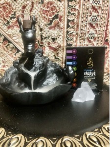 126-Kit Incensário Cascata Dragão, 01 Caixa de Incenso Cascata Goloka Harmonizando 07 Chakras-10 Cones-Brinde Quartzo Alma Gêmea-ESGOTADO