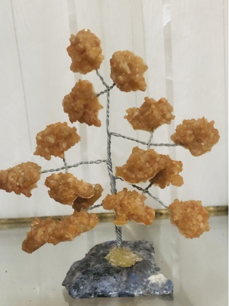 170-Árvore de Calcita Laranja com Base Lápis Lazuli-Conexão Céu e Terra,  Pedras dos Estudos, Artes,Ciências e Nobreza. Energização, Vitalidade, Auto valorização e Amor próprio. - Image 2