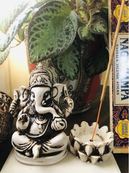  185-Kit Incensário Lord Ganesha para Incensos Vareta com Caixa de Incenso Nag Champ Massala Made India -07 varetas-Energia Proteção e Prosperidade